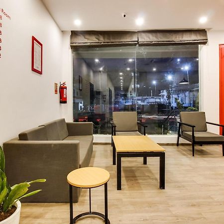 Hotel Townhouse De Alphabet Hajdarabad Zewnętrze zdjęcie