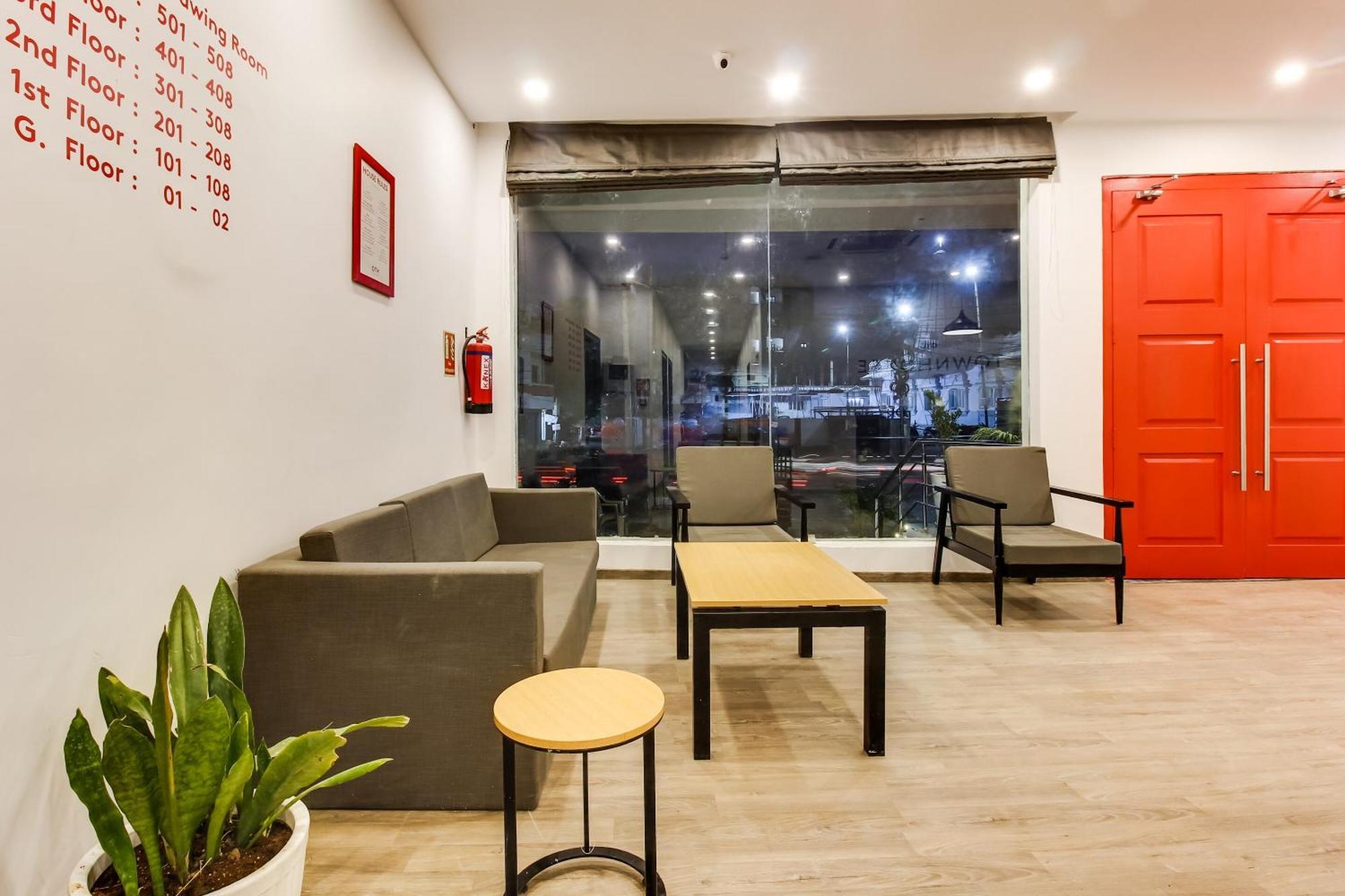 Hotel Townhouse De Alphabet Hajdarabad Zewnętrze zdjęcie